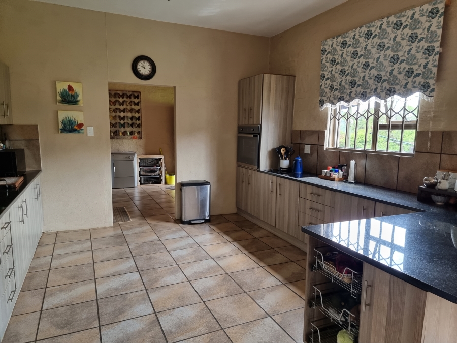 4 Bedroom Property for Sale in Mooinooi North West